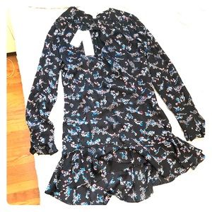 **NEW WITH TAGS** Veronica Beard Longsleve Dress